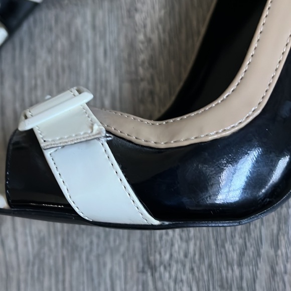 Never Worn Joey Patent Peep Toe Heels - Picture 9 of 10